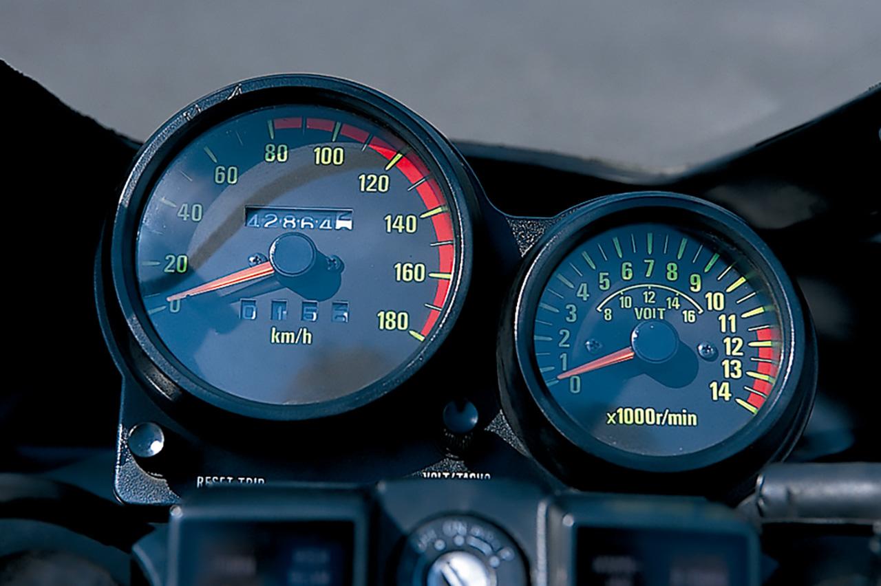 画像 : 4番目の画像 - 【写真11枚】カワサキ「GPz400」（1983年） - webオートバイ