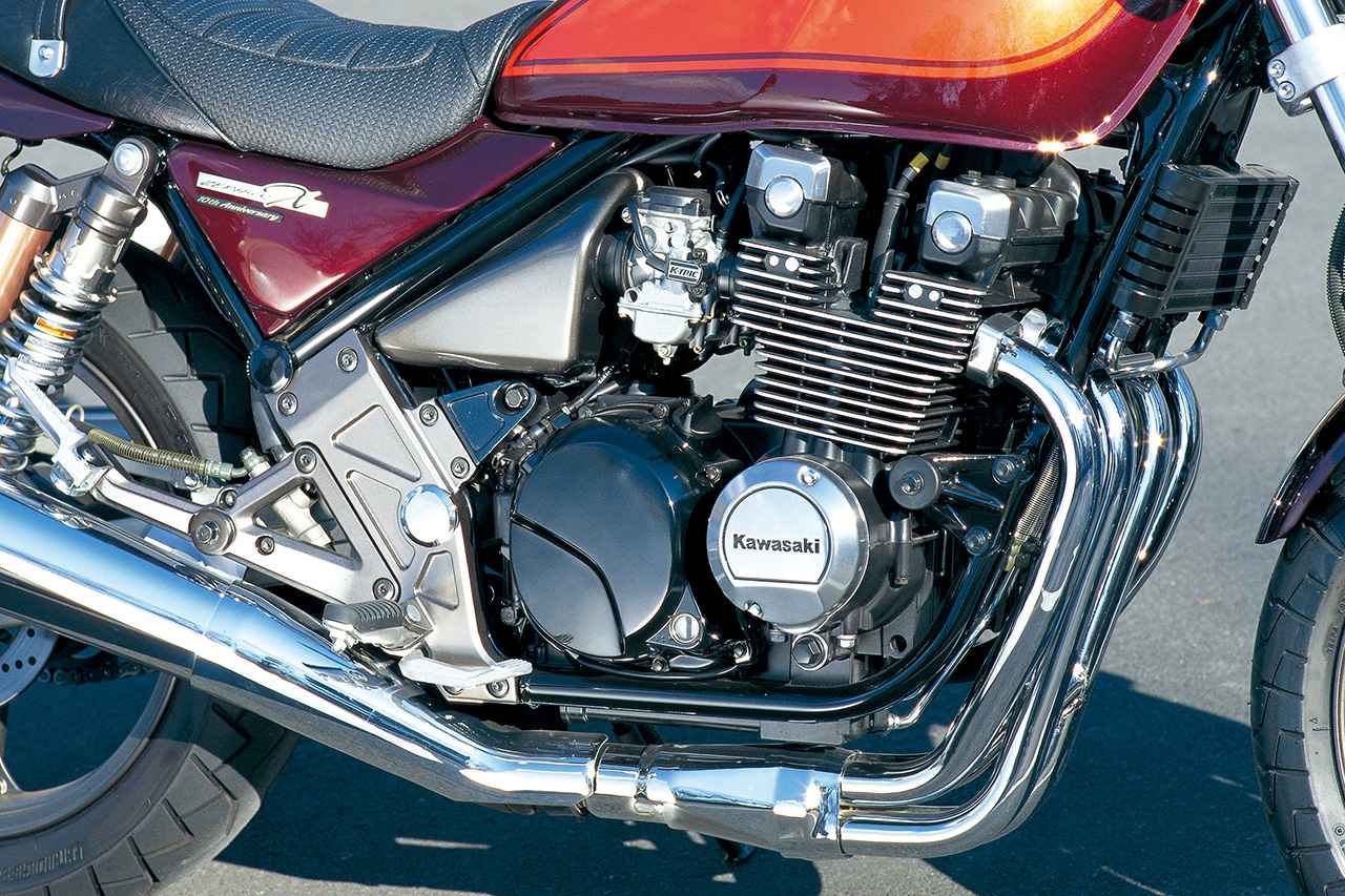 画像: 空冷のDOHC4バルブ4気筒エンジンはGPz400Fがルーツ。スペックは53PSだったが、過不足のないパワーと扱いやすさが魅力となっていた。