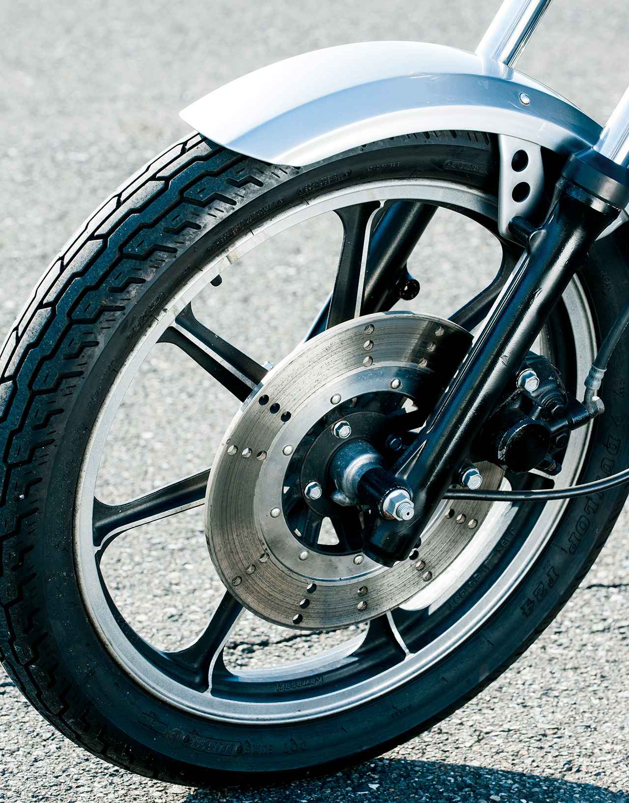 画像 : 8番目の画像 - 【写真9枚】カワサキ「Z400FX」（1979年） - webオートバイ