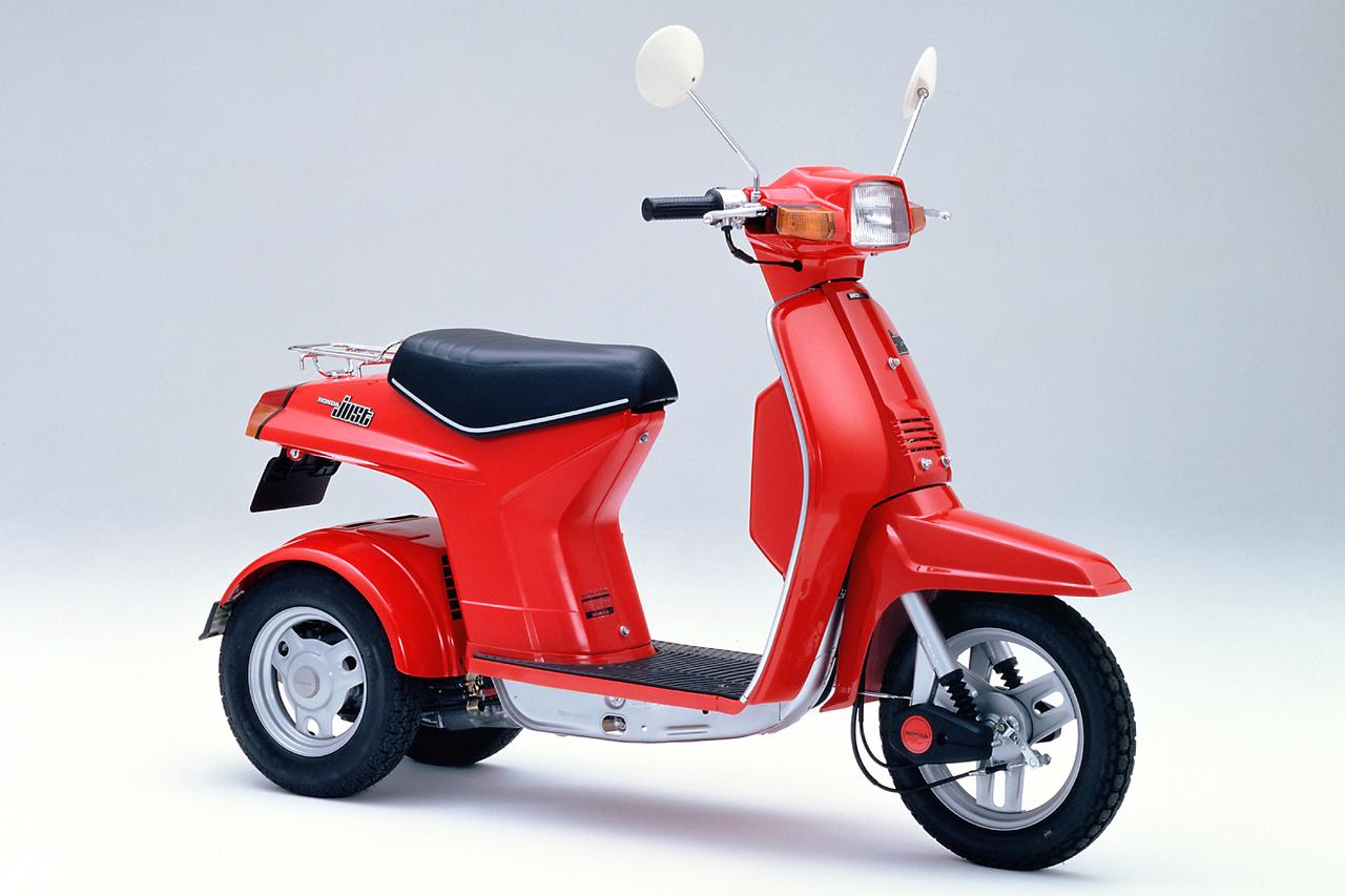 画像: 全長×全幅×全高：1520×620×945mm 車両重量：57kg