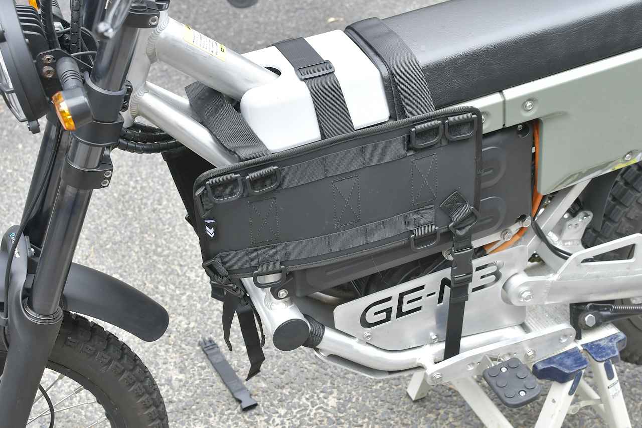 画像1: 電動を活かしてフレームに振り分けバッグ（モジュールモトパック）をつけてみる