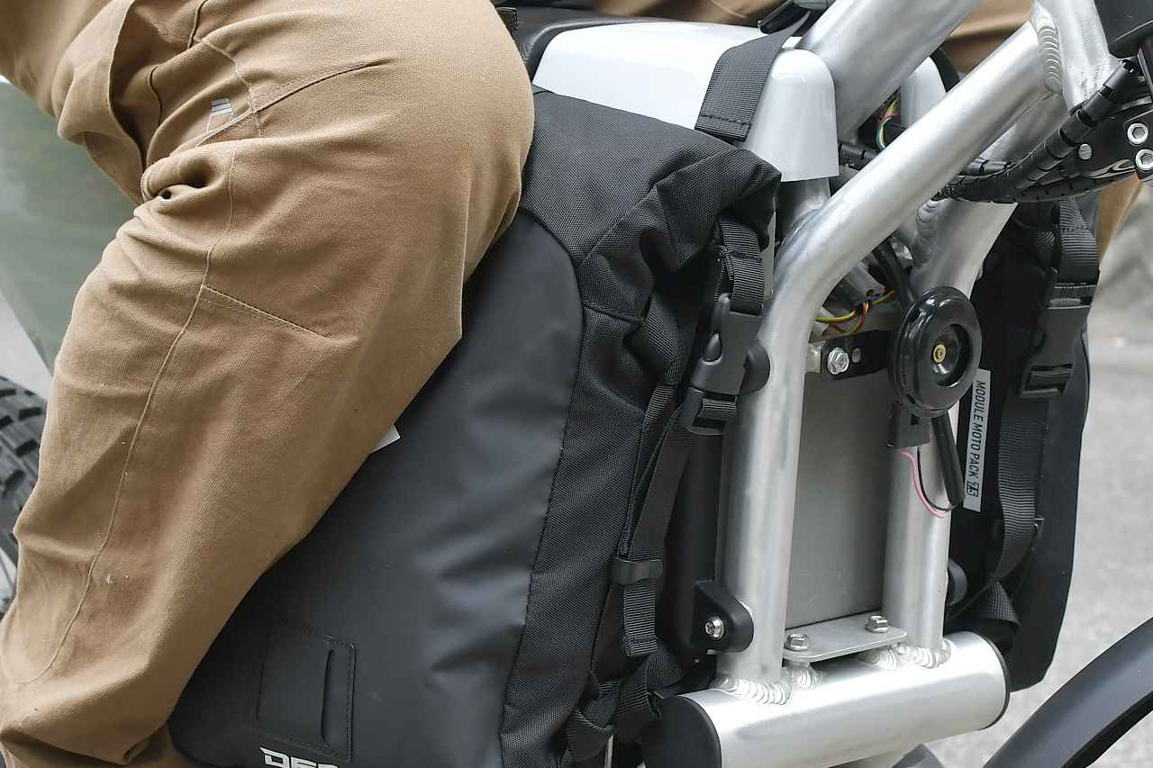 画像8: 電動を活かしてフレームに振り分けバッグ（モジュールモトパック）をつけてみる