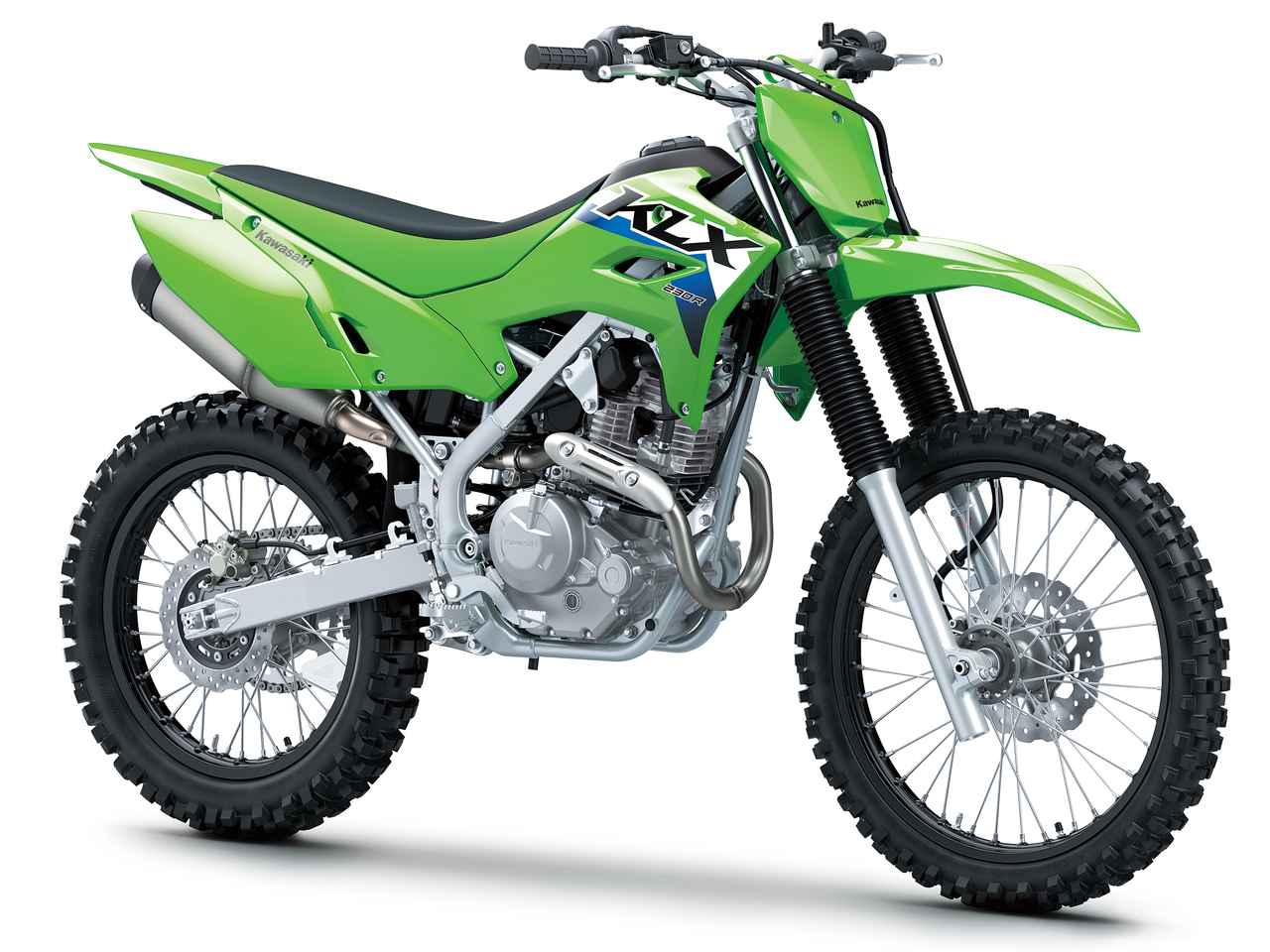 画像: Kawasaki KLX230R 2026年モデル・クローズドコース専用モデル 総排気量:232cc エンジン形式:空冷4ストロークSOHC2バルブ単気筒 シート高:905mm 車両重量:119kg 発売日:2025年9月25日(木) 税込価格:54万4500円