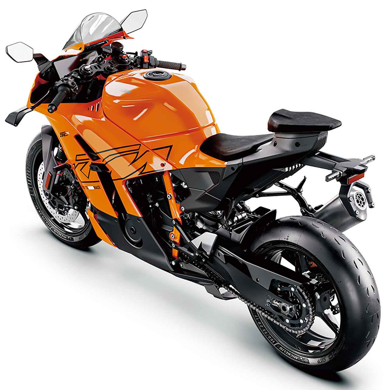 画像: ▲同社のMotoGPマシン、RC16譲りのコンパクトな車体はエルゴノミクスにもこだわり、様々な体格やライディング状況が考慮されている。