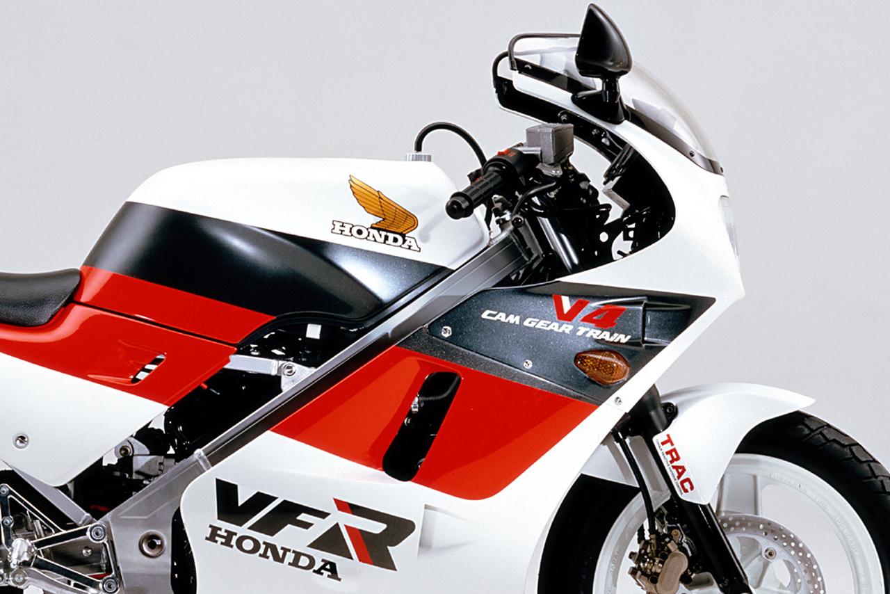 画像: 【回想コラム】ホンダ「VFR400R」(1986年) - webオートバイ