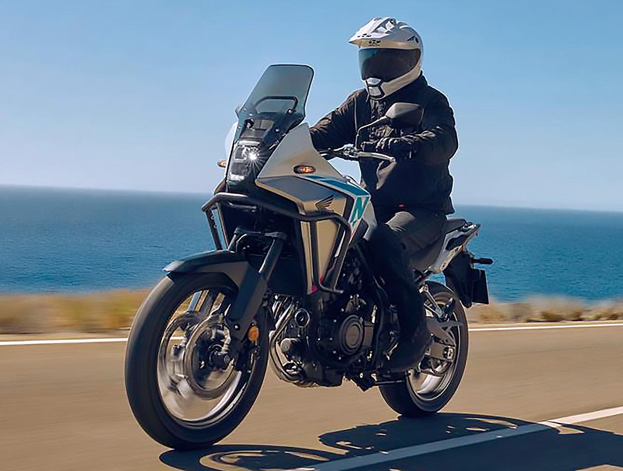 Eクラッチ仕様が続々登場！ ホンダ「NX500」欧州仕様・2026年モデルを