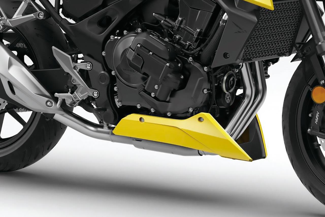 画像: ▲排気量755cc、新設計の水冷並列OHC並列2気筒エンジンは、91PS/9500rpmを発生。ライディングモードはスポーツ／スタンダード／レインを設定。