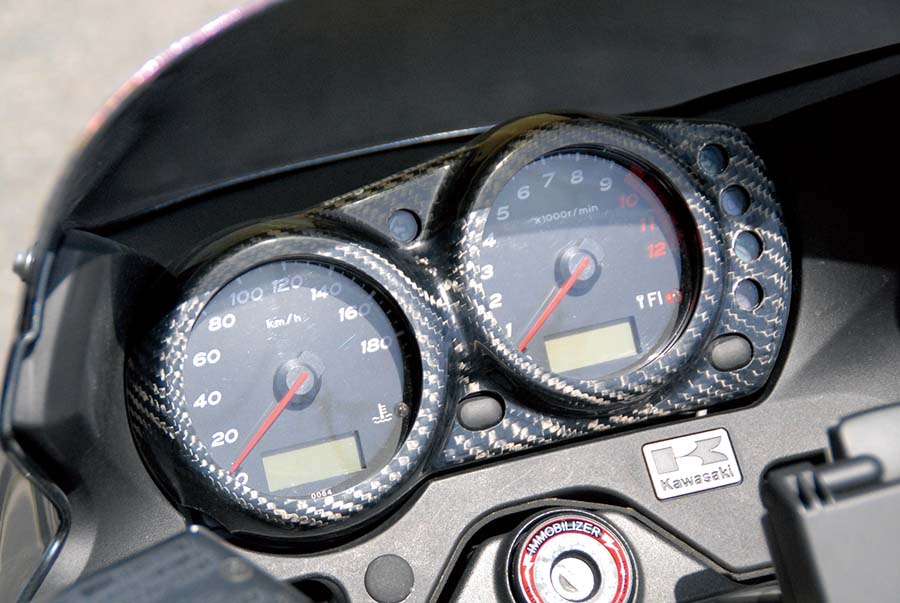 画像 : 5番目の画像 - 【写真14枚】マジカルレーシング ZRX1200DAEG（カワサキ ZRX1200DAEG） - webオートバイ