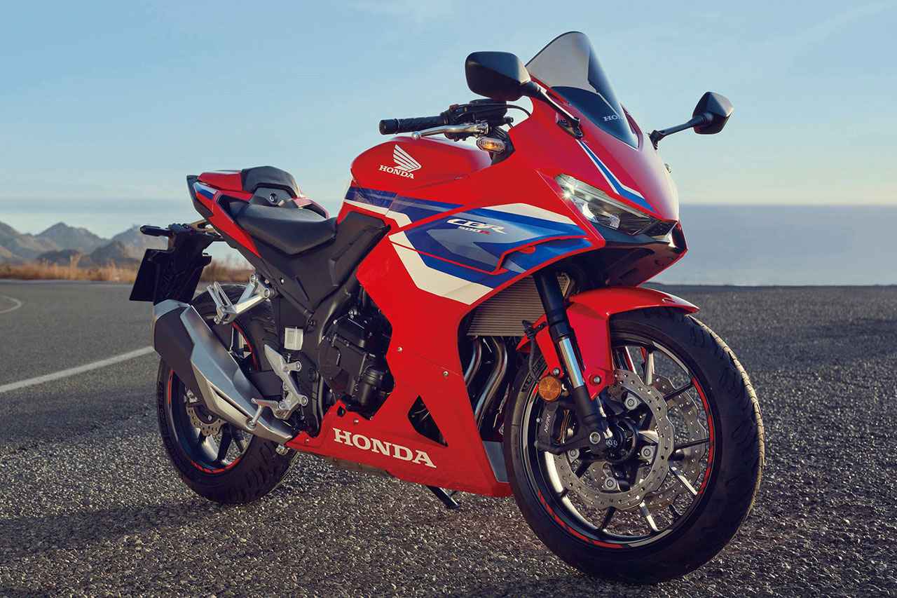 画像: Honda CBR500R 欧州仕様・2026年モデル 総排気量：471cc エンジン形式：水冷4ストDOHC4バルブ並列2気筒 シート高：785mm 車両重量：191kg（Eクラッチ仕様車は194kg）
