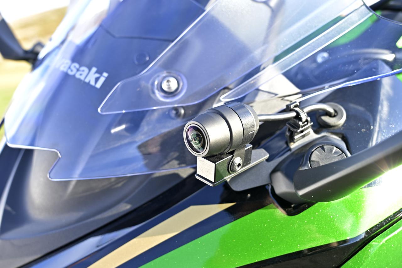 画像: ▲前方を録画するカメラ。