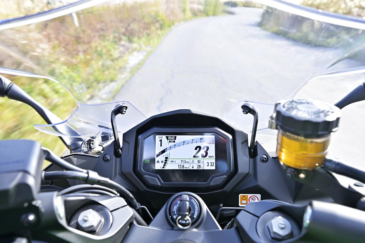 画像1: スマホコネクト機能も持つ多機能メーター