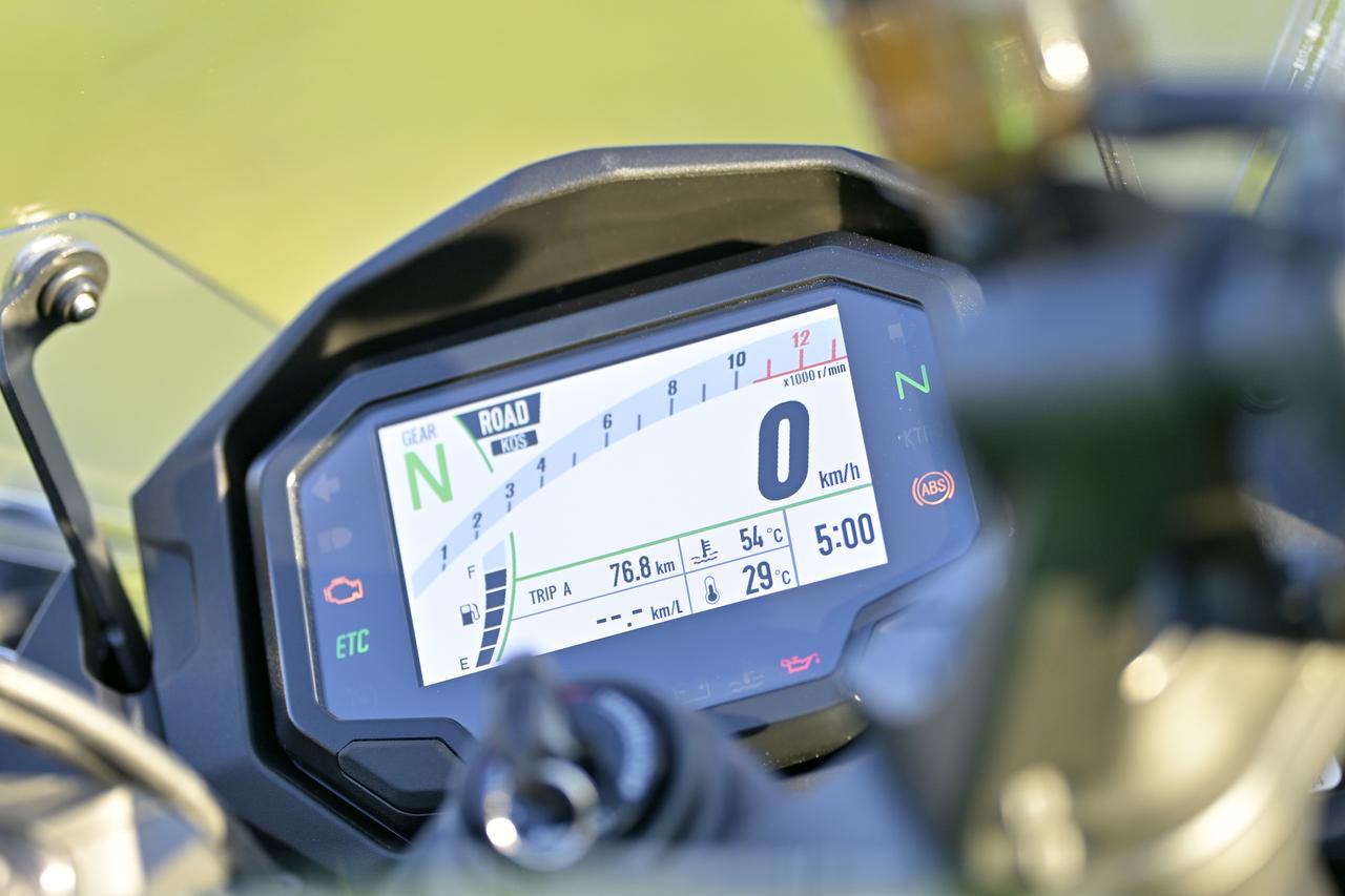 画像3: スマホコネクト機能も持つ多機能メーター