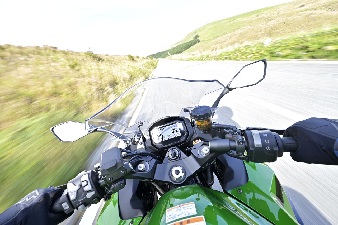 画像2: スマホコネクト機能も持つ多機能メーター