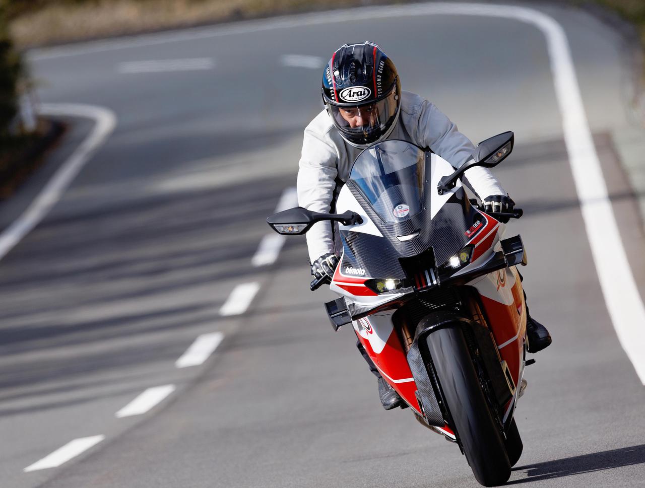 画像1: ビモータ「KB998 Rimini」インプレ(小川 勤)