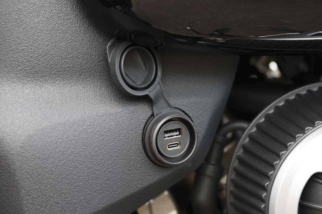 画像 : 6番目の画像 - 【写真17点】QJモーター「SRV400VS」 - webオートバイ