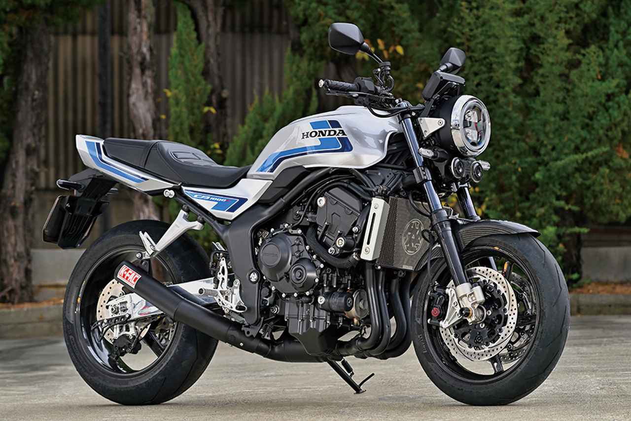 画像1: 次々と湧き上がるイメージとアイデアをまずは具現化して見せた第一形態