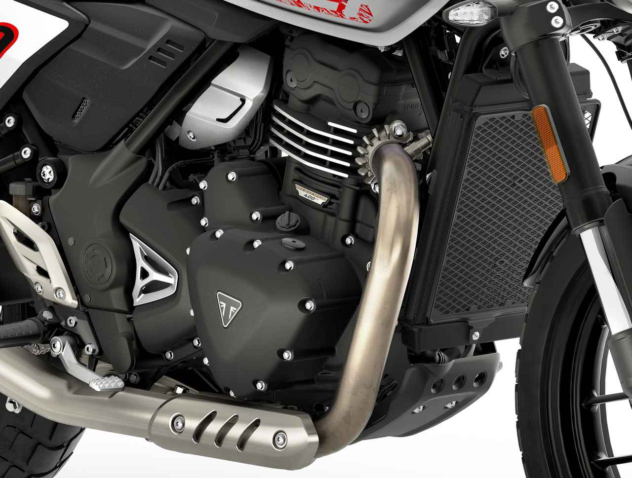 画像9: 【新型登場!】モダンクラシックシリーズにフラットトラッカー登場!トライアンフ「Tracker 400」は2026年3月販売開始予定