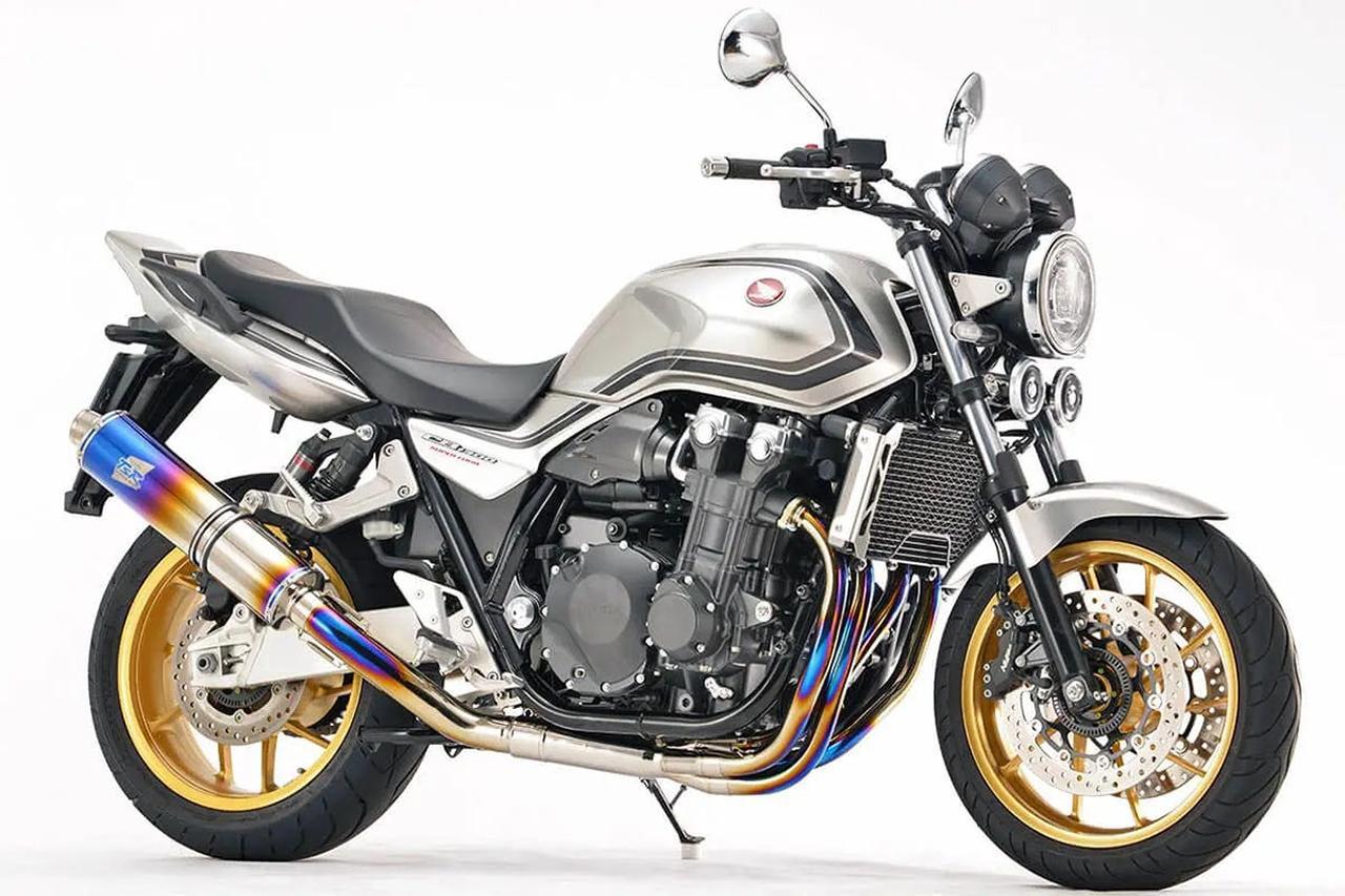 画像: 2021- CB1300SF/SB UP Type チタンフルエキゾースト ファイヤーポリッシュ4-1集合 φ115-450  価格／31万9000円 適応車種／年式：CB1300SF/SB（8BL-SC54）/2021- 排出ガス規制適合／加速騒音規制適用車 政府認証マフラー エキゾーストパイプ：ポリッシュチタン 4-1集合タイプ サイレンサーボディ：FPチタン（ファイヤーポリッシュ・着色） サイレンサーボディ寸法（規格値）：φ約115mm × L：450mm 製品重量（std比）：5.3kg（-5.0kg） OIL交換：○ OILフィルター：○ センタースタンド：○（ホンダ純正オプション品） パニアケース：× 備考：自動車排出ガス試験結果証明書同梱 ※取り付けの際は、2017年モデルまでのCB1300SFのピリオンステップホルダー（ホンダ純正部品）が別途必要。
