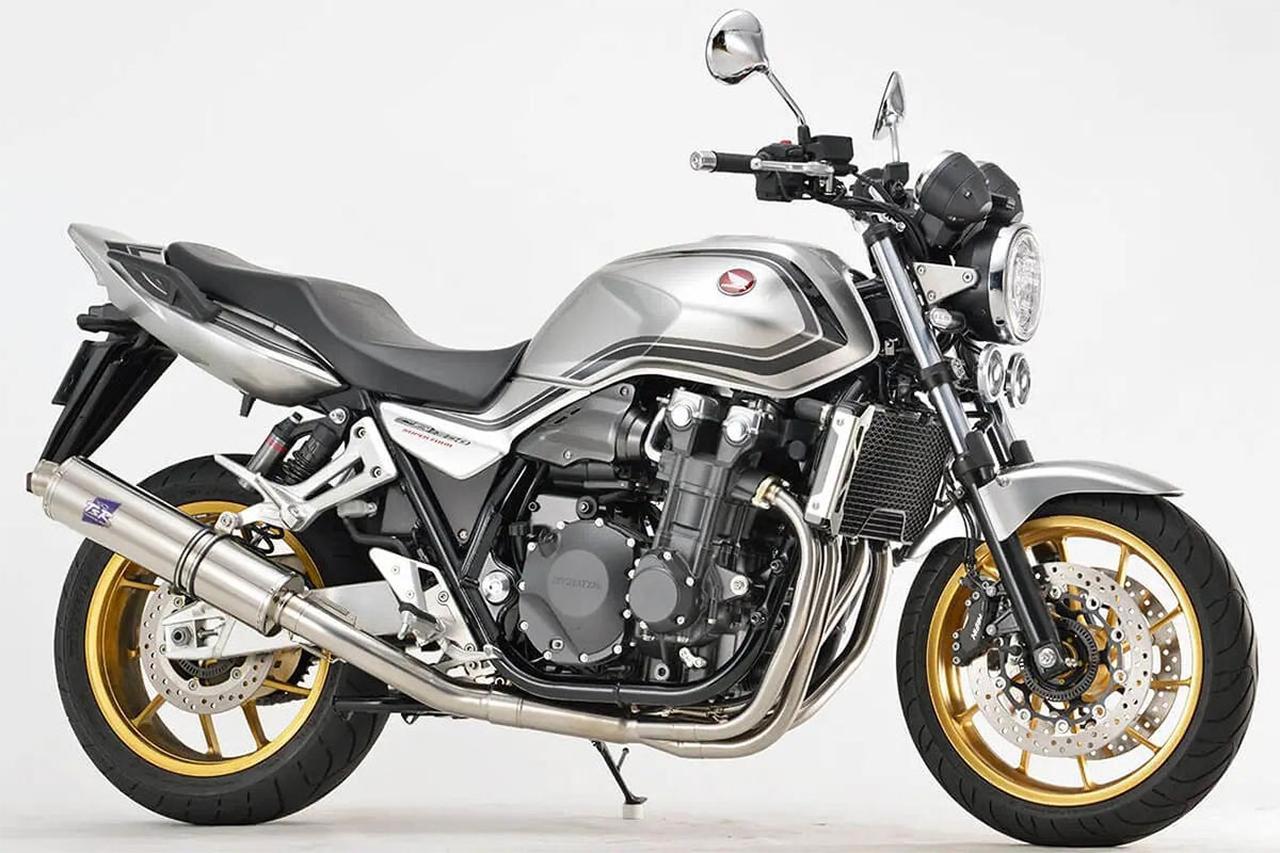 画像: 2021- CB1300SF/SB チタンフルエキゾースト 4-1集合 φ115-450  価格／30万8000円 適応車種／年式：CB1300SF/SB（8BL-SC54）/2021- 排出ガス規制適合／加速騒音規制適用車 政府認証マフラー エキゾーストパイプ：チタン 4-1集合タイプ サイレンサーボディ：チタン サイレンサーボディ寸法（規格値）：φ約115mm × L：450mm 製品重量（std比）：5.3kg（-5.0kg） OIL交換：○ OILフィルター：○ センタースタンド：○（ホンダ純正オプション品） パニアケース：○（ホンダ純正オプション品） 備考：自動車排出ガス試験結果証明書同梱
