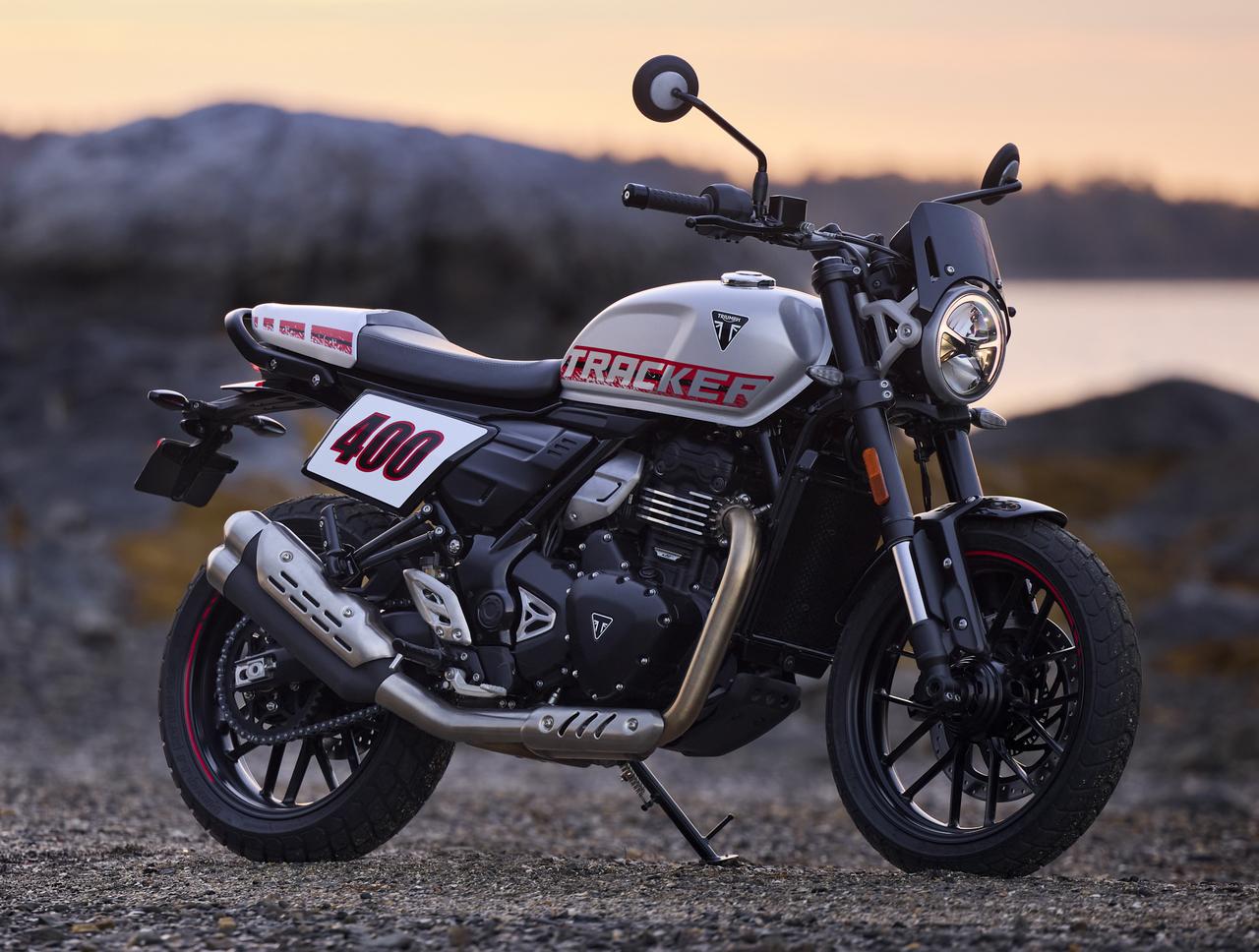 画像 : 14番目の画像 - 「【新型登場！】モダンクラシックシリーズにフラットトラッカー登場！トライアンフ「Tracker 400」は2026年3月販売開始予定」のアルバム - webオートバイ