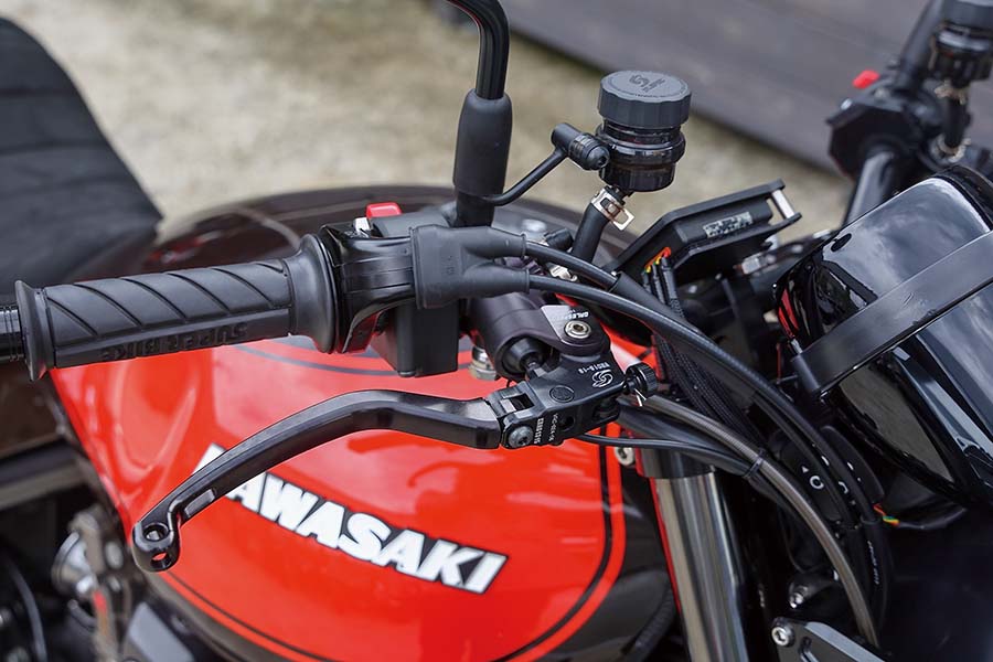 画像 : 5番目の画像 - 【写真14枚】バグースモーターサイクル ZEPHYR1100（カワサキ ゼファー1100） - webオートバイ