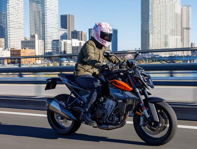 画像1: KTM 990 DUKE 試乗レビュー② 一般ライダー編（編集部・大冨 涼） 扱いやすく飽きない上、技術の幅も広げてくれる「長く楽しめる」一台