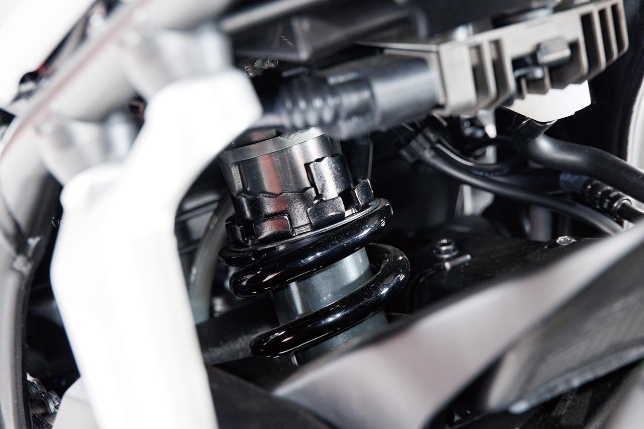 画像1: CB1000F・CB1000F SE