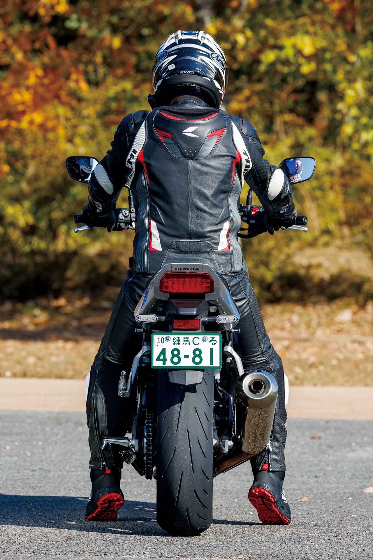 画像1: ホンダ「CB1000F／SE」VS スズキ「KATANA」｜ライディングポジション・足つき性を比較