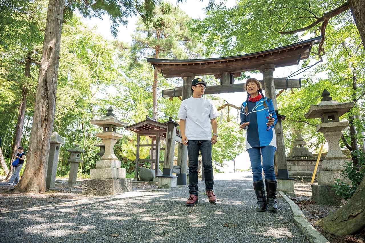 画像 : 11番目の画像 - 【写真30枚】三好礼子さんとゆくバイク旅【神社ソムリエ・佐々木優太の開運ツーリング】 - webオートバイ