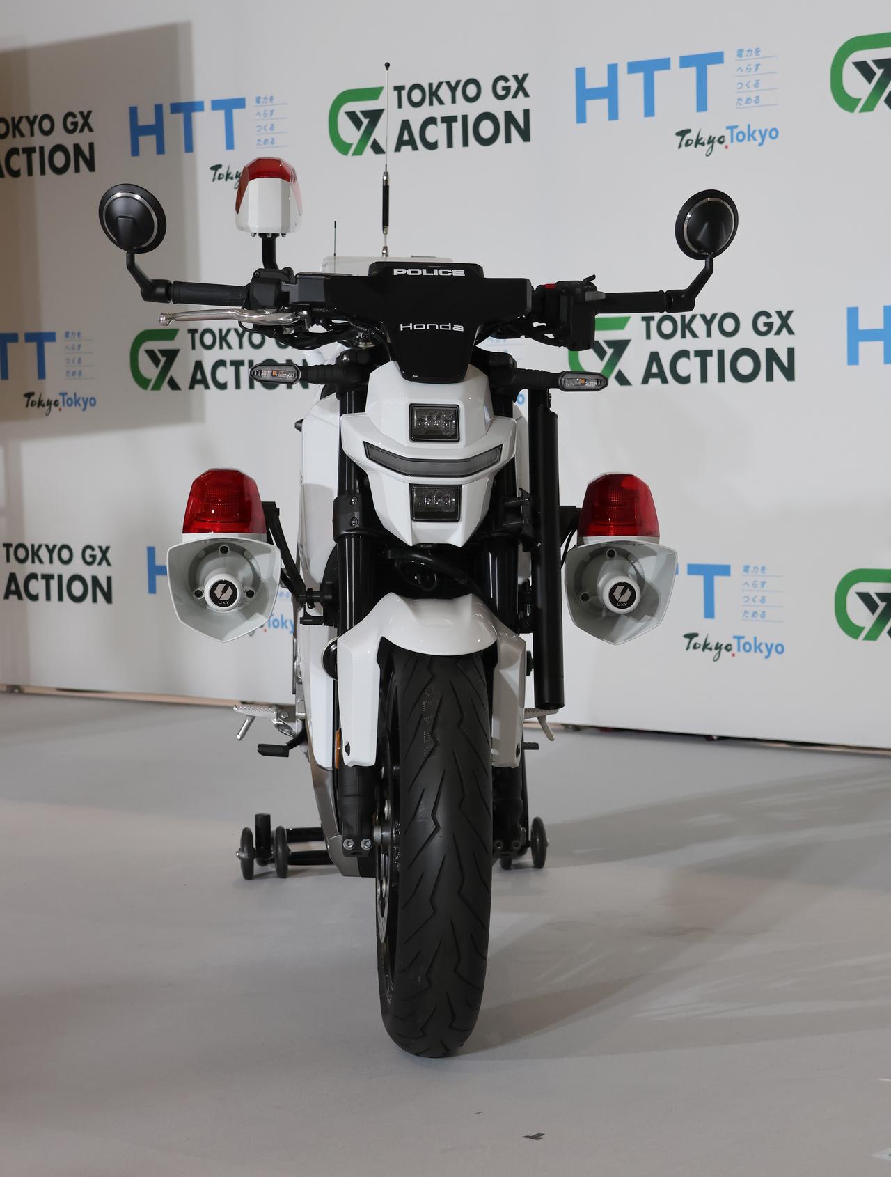 画像 : 10番目の画像 - 【写真27点】ホンダ「WN7」白バイ仕様 - webオートバイ