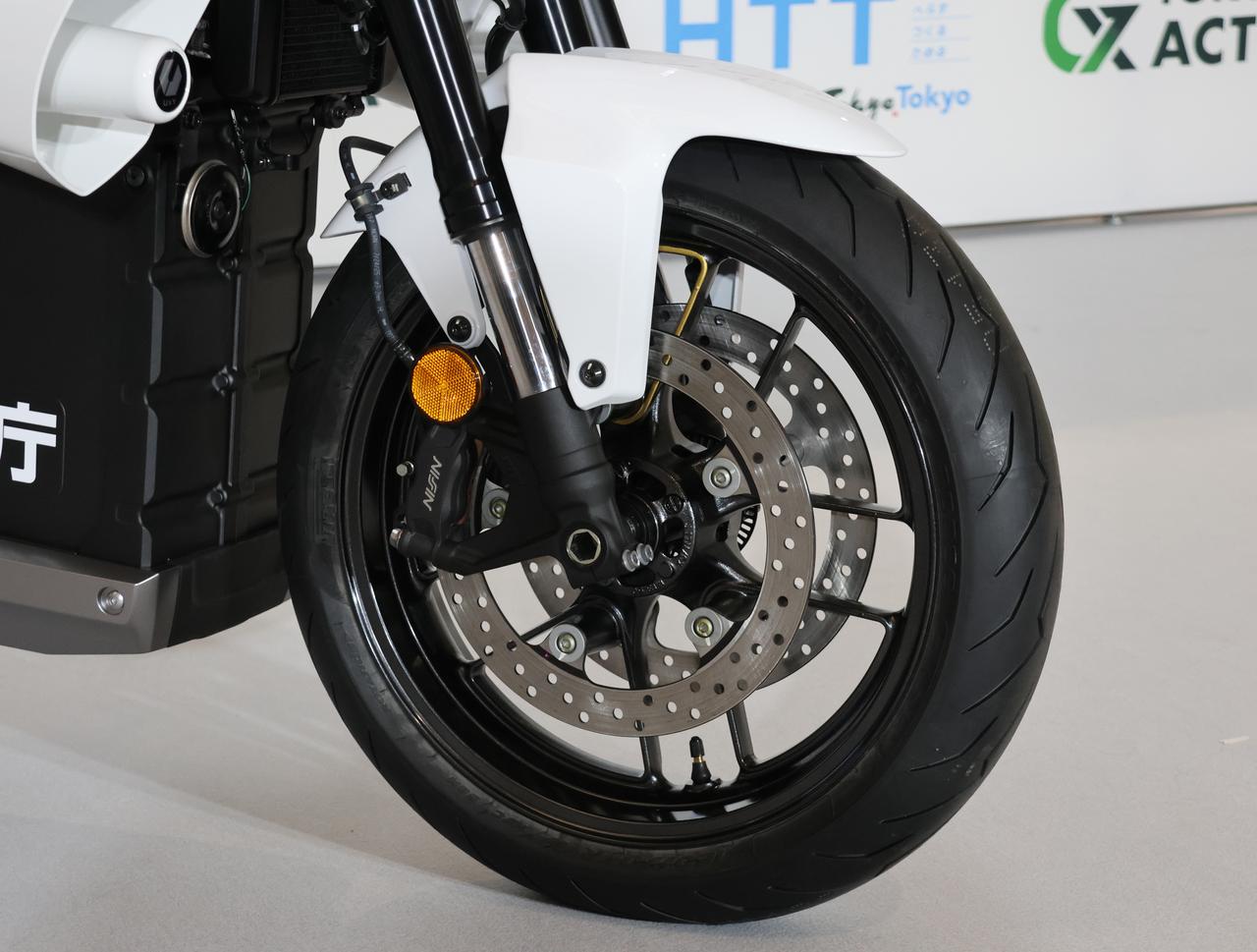 画像 : 14番目の画像 - 【写真27点】ホンダ「WN7」白バイ仕様 - webオートバイ