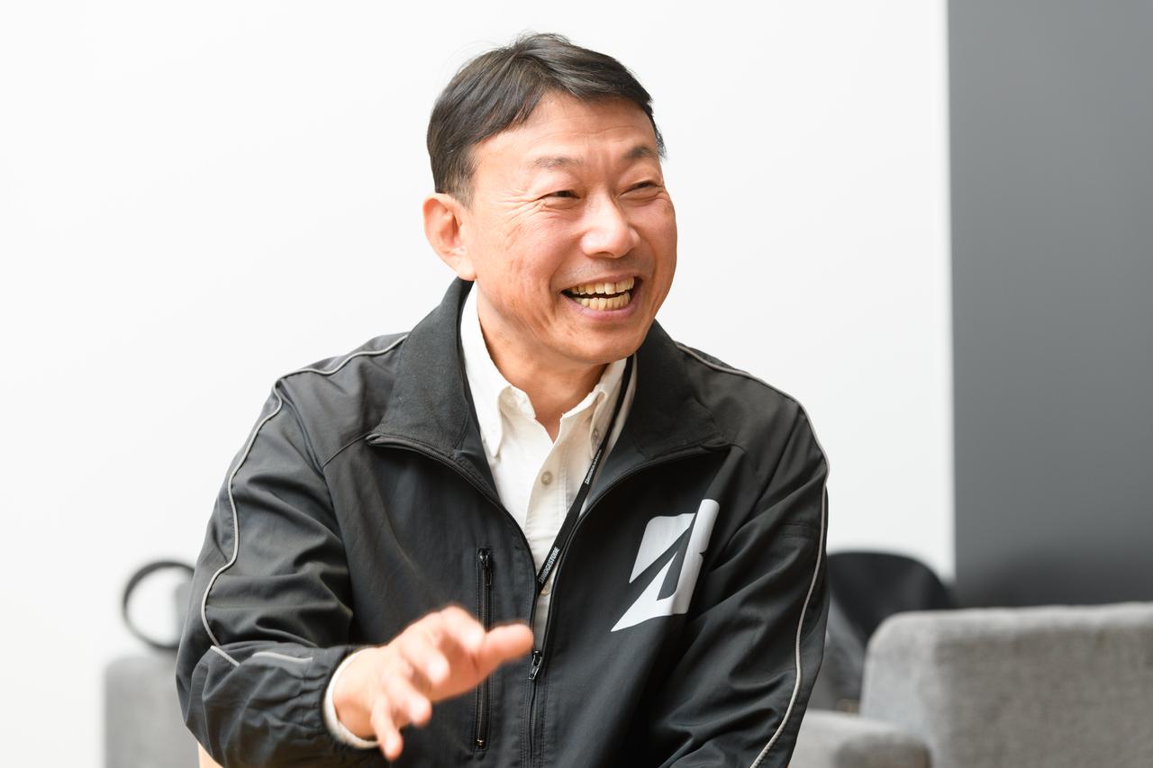 画像: 佐藤 潤　氏（ブリヂストンタイヤソリューションジャパン株式会社・常務執行役員 MCタイヤ販売担当 兼 MCタイヤ販売本部長）