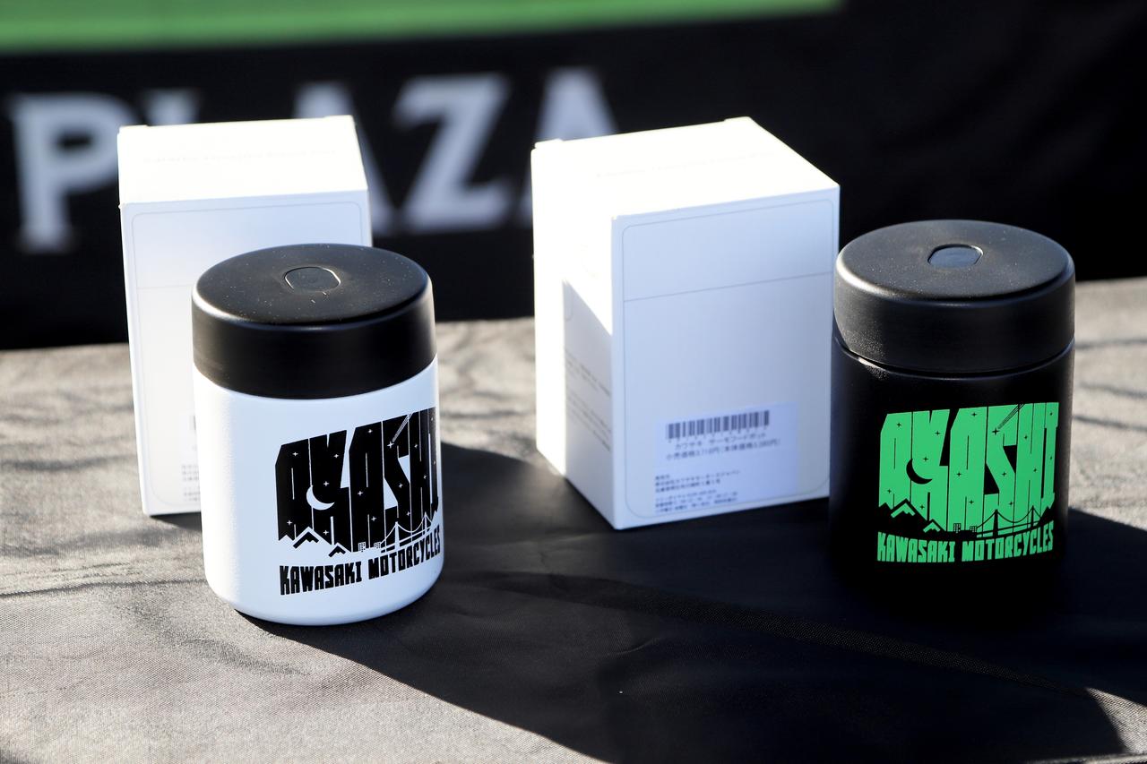 画像 : 3番目の画像 - 【写真9枚】カワサキプラザの出展ブース - webオートバイ