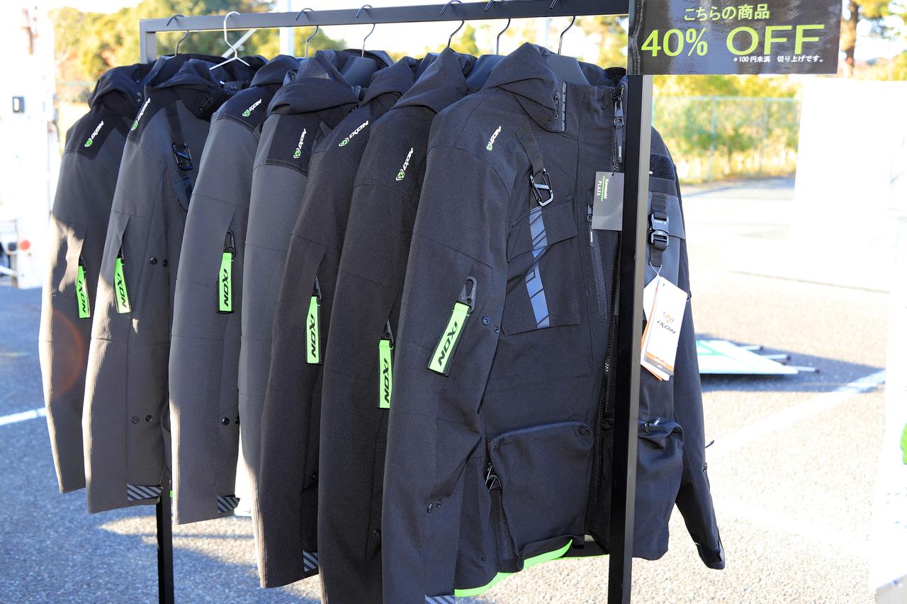 画像 : 7番目の画像 - 【写真9枚】カワサキプラザの出展ブース - webオートバイ