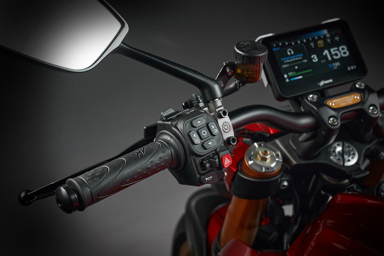 画像 : 8番目の画像 - 【写真20枚】MVアグスタ「ブルターレ・セリエ・オロ」 - webオートバイ