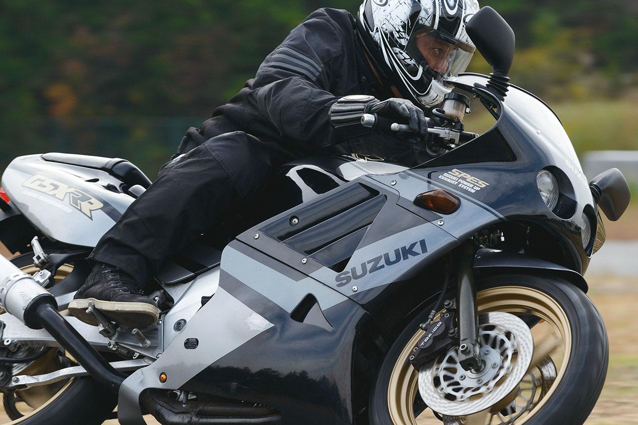 画像: 【絶版名車解説】スズキ「GSX-R250R」 - webオートバイ