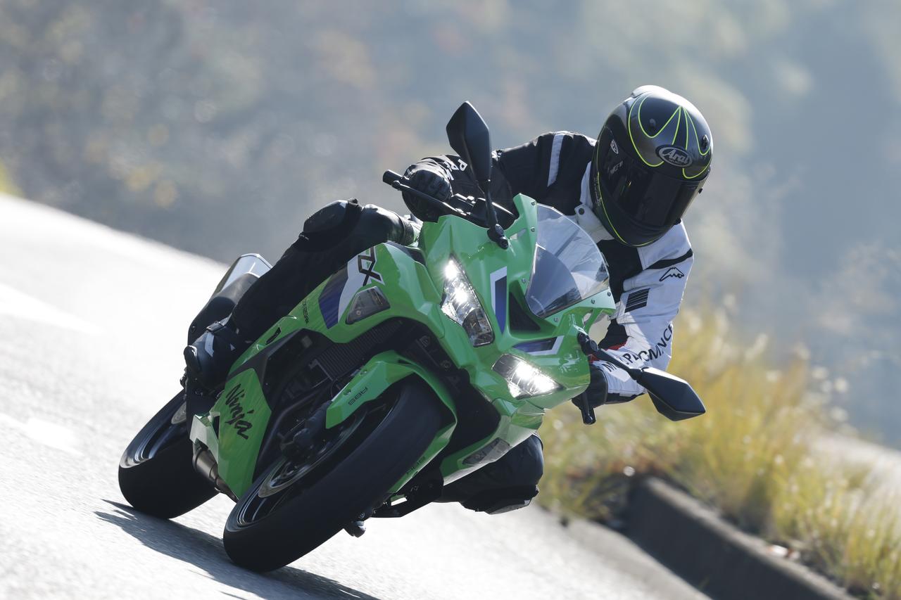 画像 : 15番目の画像 - 【写真18枚】カワサキ「Ninja ZX-25RR」 - webオートバイ