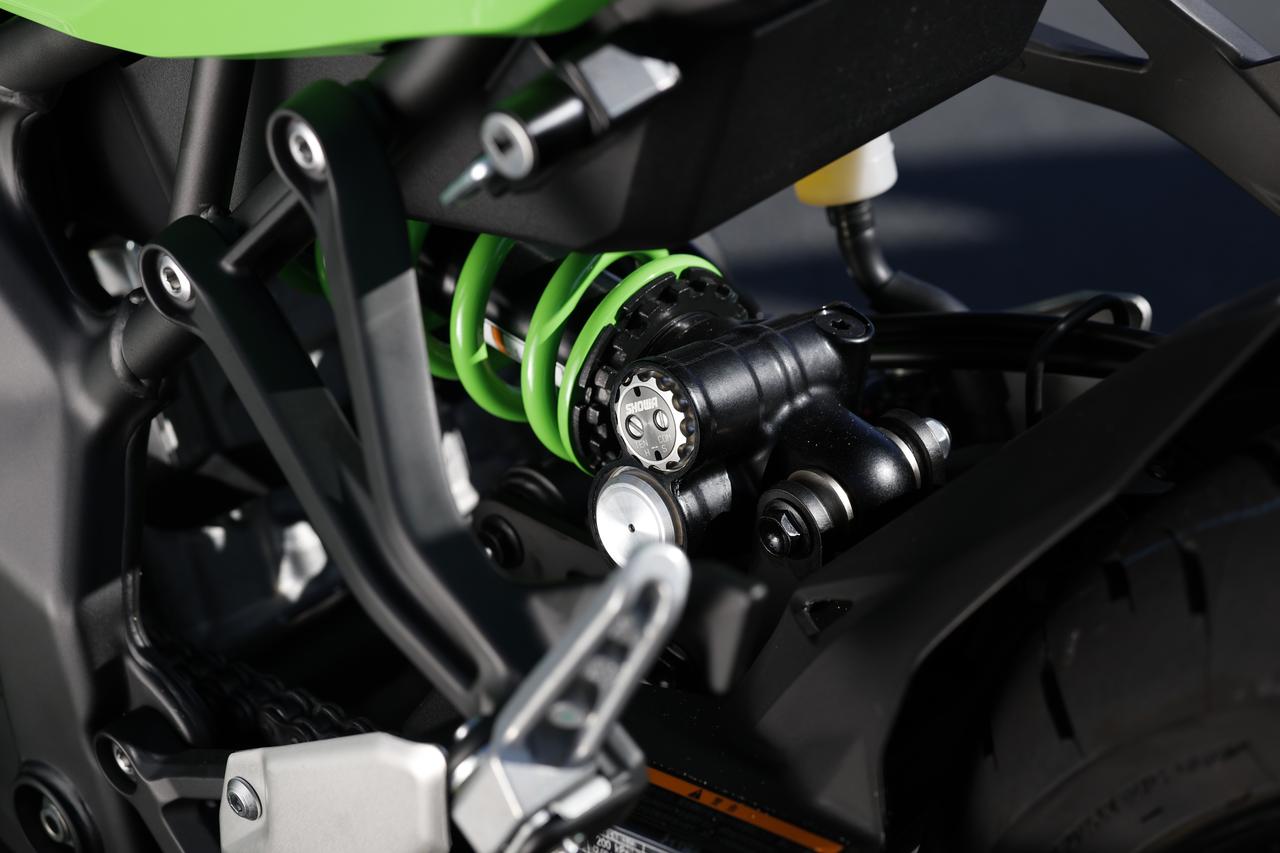 画像 : 13番目の画像 - 【写真18枚】カワサキ「Ninja ZX-25RR」 - webオートバイ