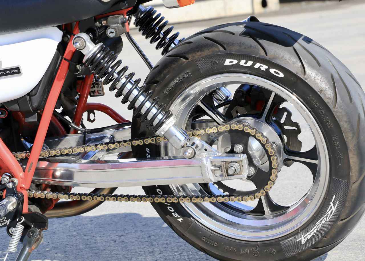 画像1: ワンオフパーツで他に差をつけたレプリカカスタム