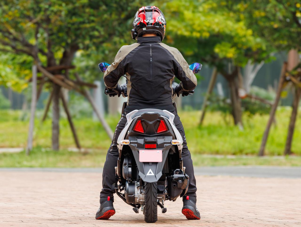 画像8: 【レビュー】スズキ「アヴェニス125」インプレ|国内初試乗! スポーティなフォルムと爽快な走りは健在!