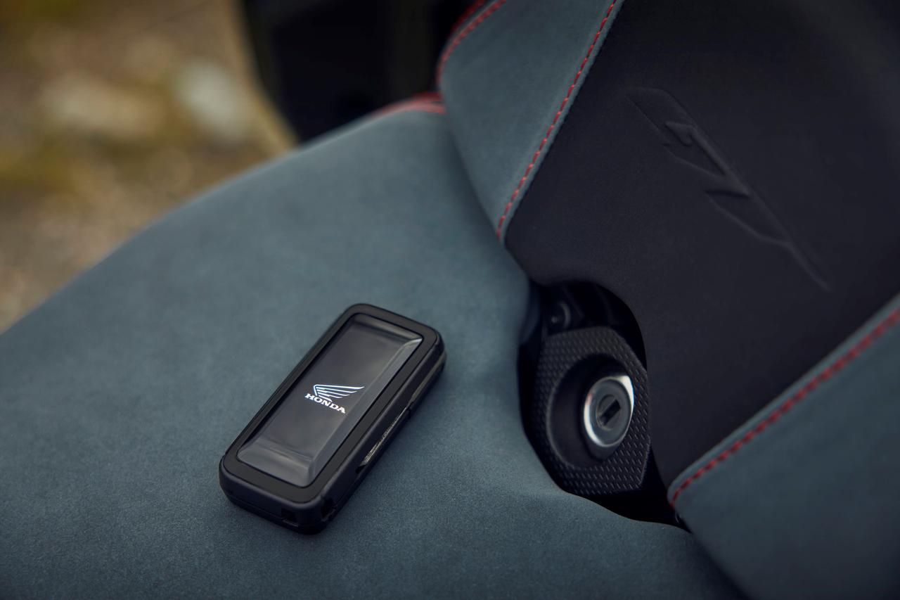 画像 : 25番目の画像 - 【写真33点】ホンダ「CB1000GT」 - webオートバイ