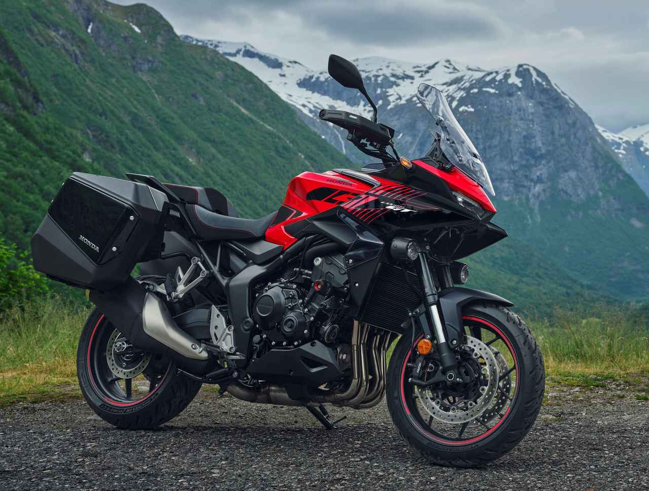 画像: HONDA CB1000GT 2026年モデル 総排気量：1000cc エンジン形式：水冷4ストDOHC4バルブ並列4気筒 シート高：825mm 車両重量：229kg 価格・発売時期未定