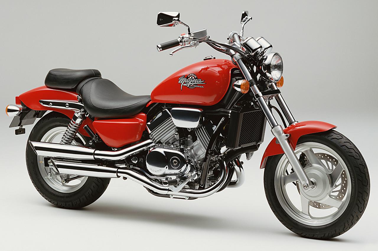 画像1: ホンダ「マグナ」（1993年）【90年代に登場したホンダのバイク図鑑】
