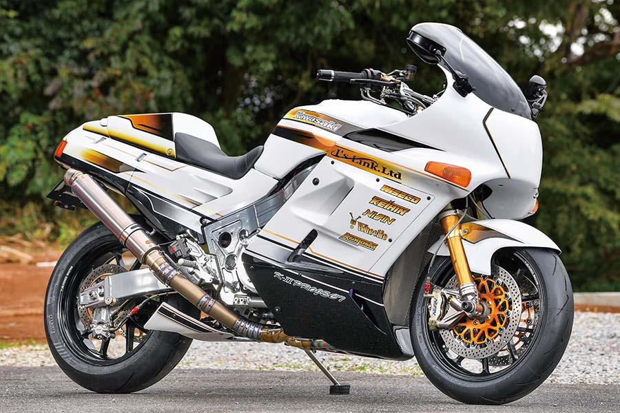 画像1: ’90年代カスタムのイメージを最新パーツと技法で再現して魅せる