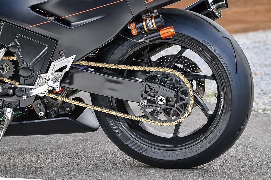 画像7: ブラックアウトしたもう1台のテーマは欧風スタイルのレーシングカスタム