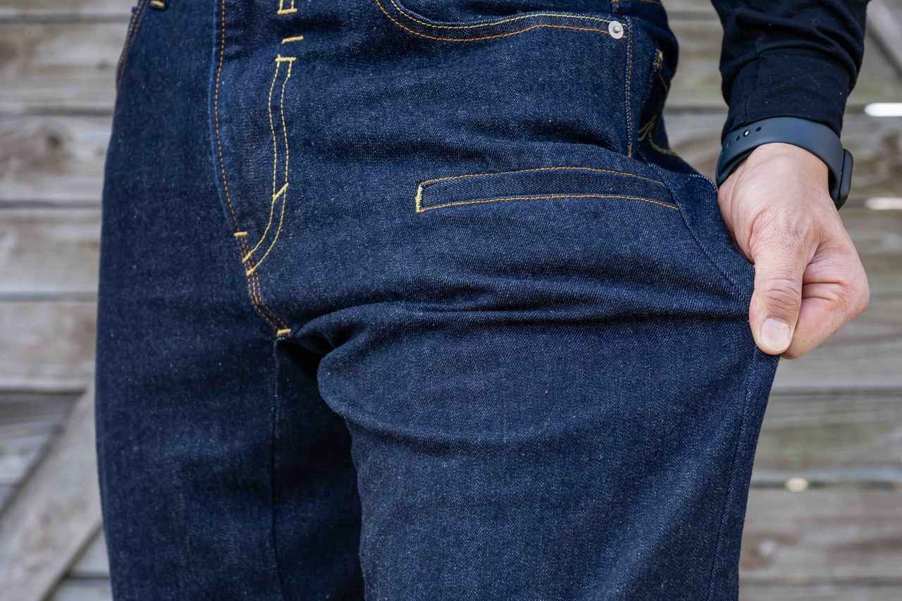 画像2: メーカーが謳う「機能性ゼロ」なんて、良い意味での大嘘!? 赤耳デニムの常識を覆す“隠れハイスペック”