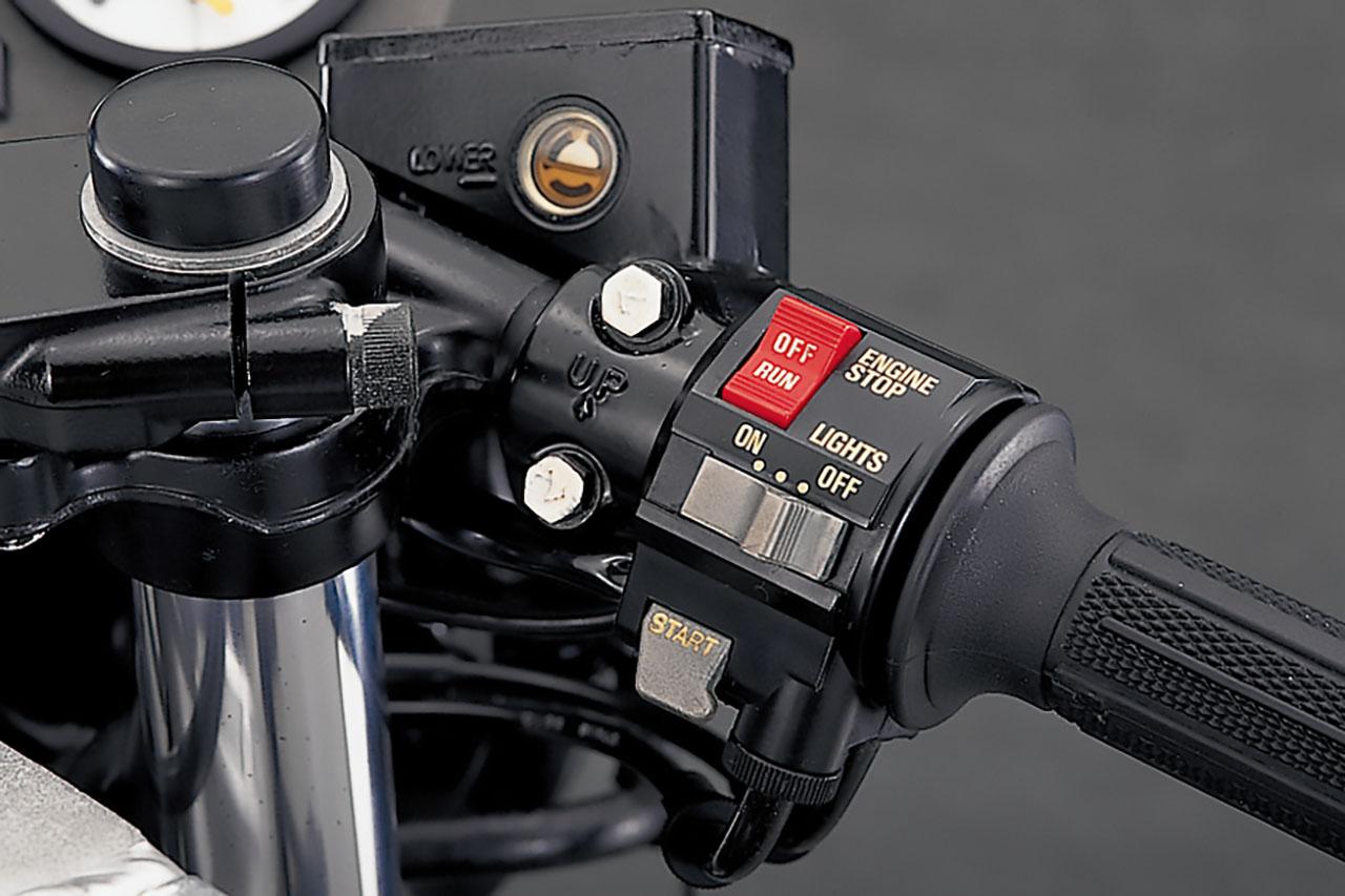 画像 : 41番目の画像 - 【写真48枚】スズキ「GSX-R750（GR71F／F）」（1985年） - webオートバイ