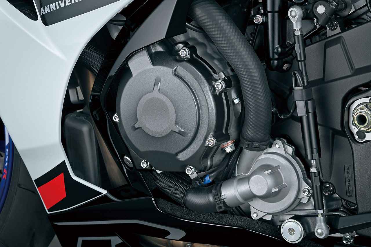 画像7: 見た目は似てるけど中身は別物!復活を遂げたスズキ「GSX-R1000/R」(2026年)のエンジンを徹底解剖