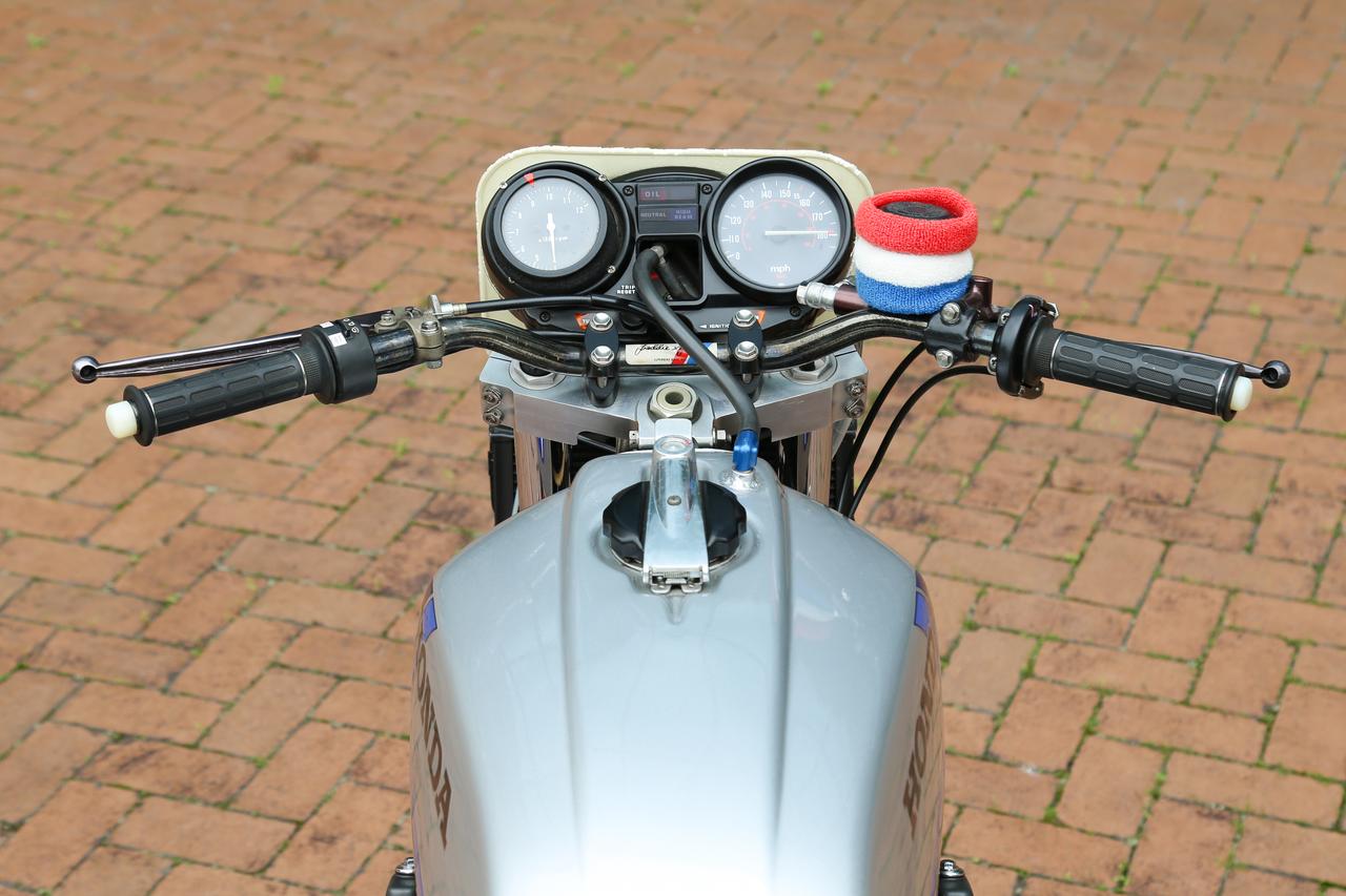 画像 : 9番目の画像 - 「【由緒正しき栄光のカラー】ホンダ「スペンサーカラー」コレクション【1999-2026】」のアルバム - webオートバイ