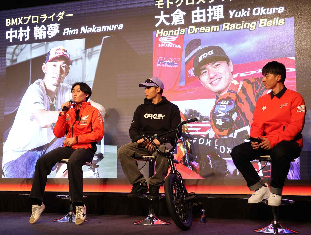 画像3: 豪華ゲストを迎えてのトークショーに会場大興奮!